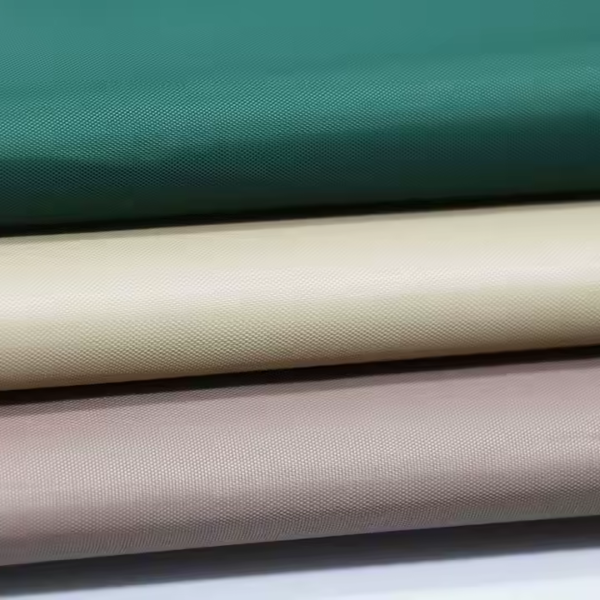 100% Polyester Waterproof 300D Customizable Oxford Fabric for Luggage - Image 4