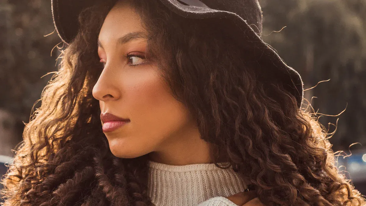 The Knit Jersey Fabric Trend Dominating Fashion in 2025